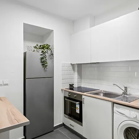 Noessa By Nomads - Walk To Tourist Area Apartment