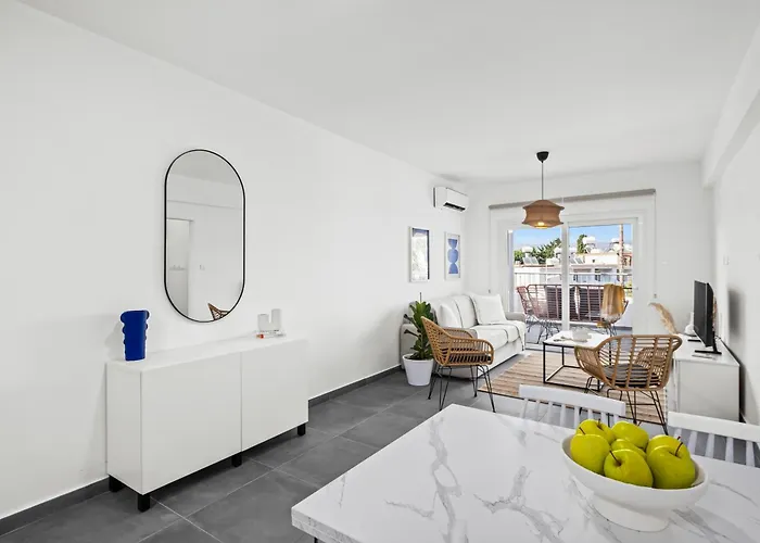 Noessa By Nomads - Walk To Tourist Area * パ フォス