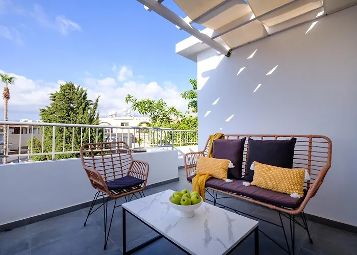 Noessa By Nomads - Walk To Tourist Area パ フォス